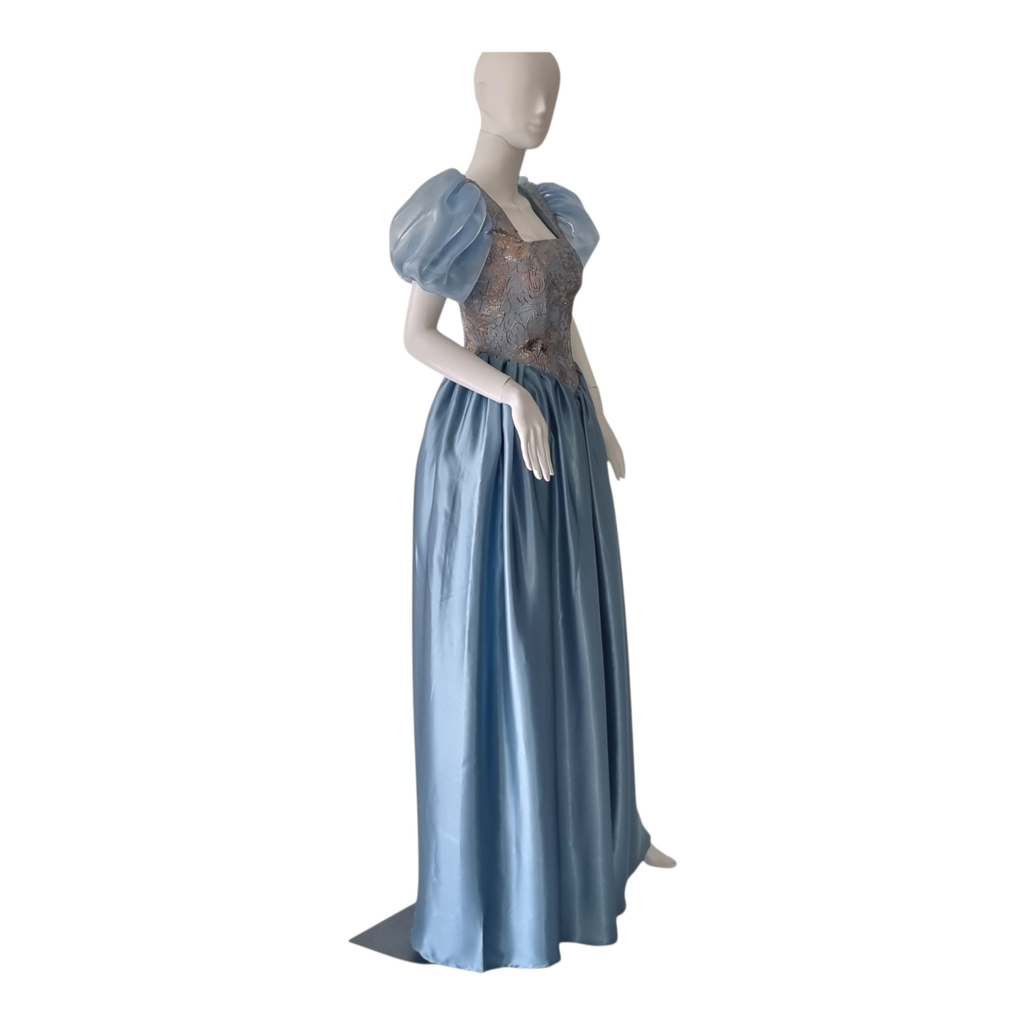Victorian era pointed body style evening dresses