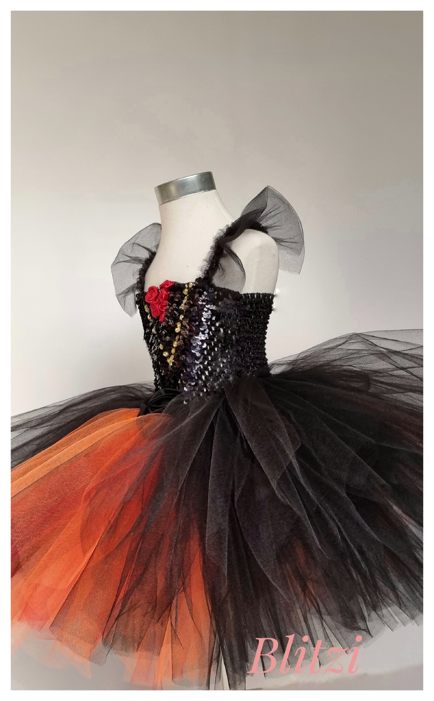 Halloween costume dress